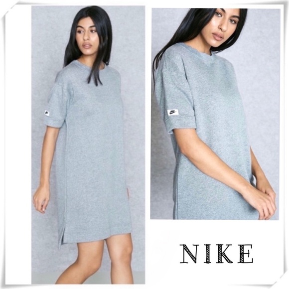 Nike Short-Sleeves Pullover Sweatshirt Lounge Dress in light Gray - Picture 1 of 10